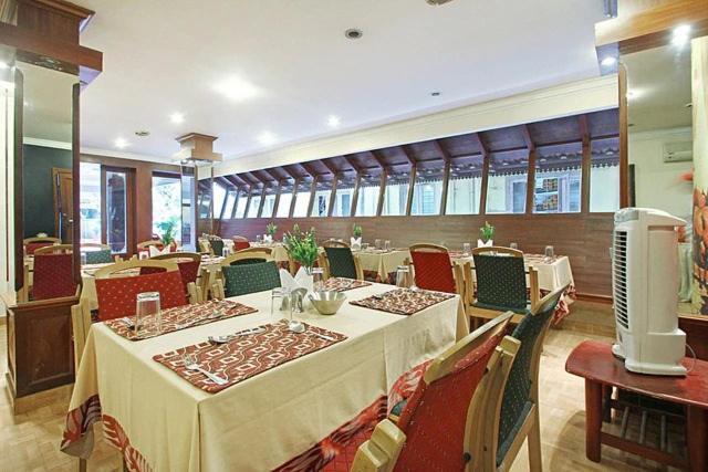 Ferienwohnung Karthika Residency Kochi Exterior foto